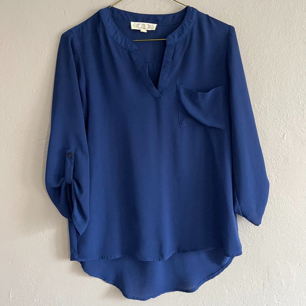 Flowy Blue Top With Front Pocket